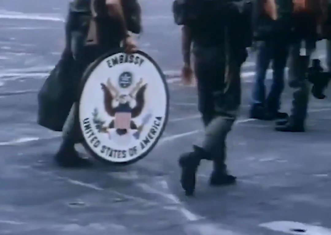 Monix139's tweet image. "¿Ya se van?"  #Vietnam #FueraYankis
