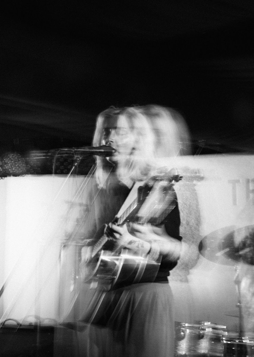 Conemagazine's tweet photo. Pearl Charles is on tour with Gia Ford, moving through London, Baltimore, Joshua Tree, and beyond.   

We caught her at The Louisiana in Bristol.  

📸: Rhys Dolman
https://t.co/vHAYXs0Dfw https://t.co/AZowO91uSu