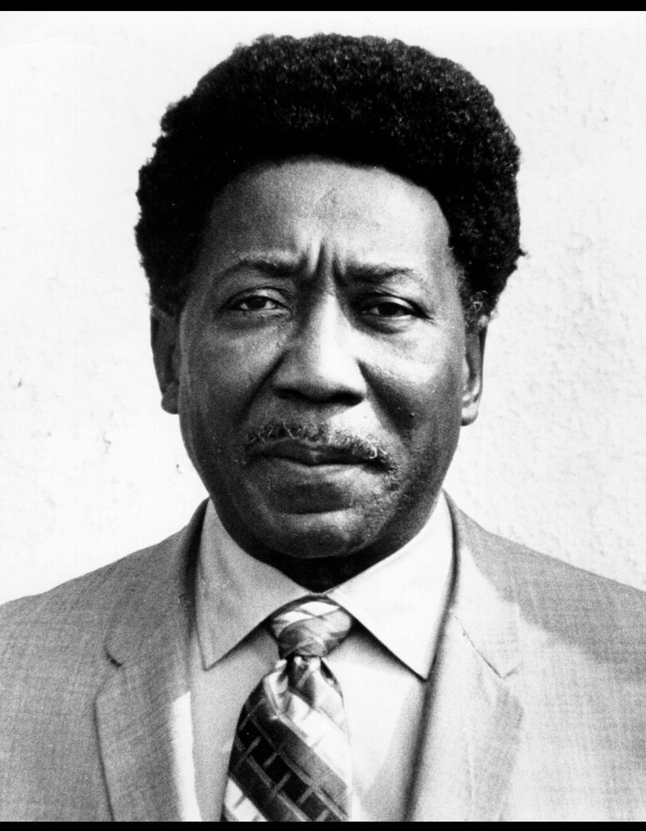EvolucaMusical's tweet image. Muddy Waters

#EscolaEvolucaoMusical #GuitarLessons  #MississippiBlues  #Blues  #MuddyWaters
