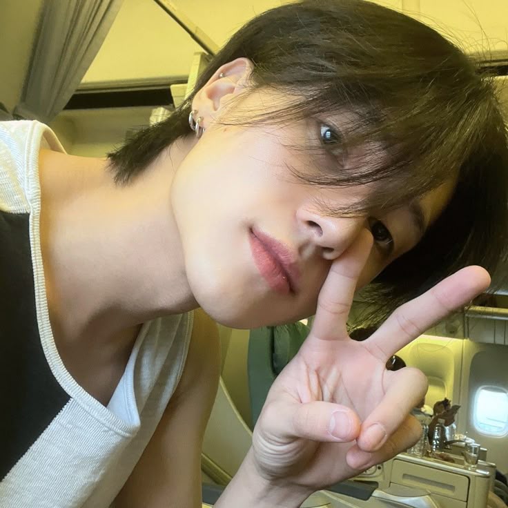ren tweet media
