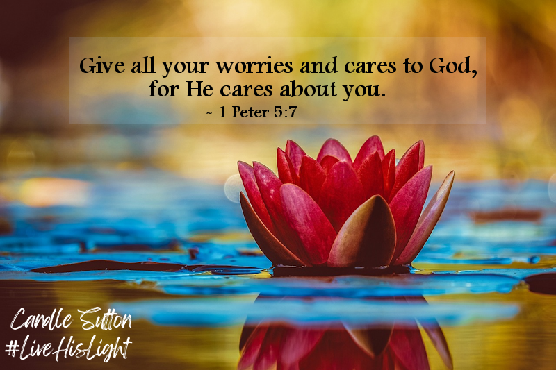 candlesutton's tweet image. Sometimes we just need the reminder that we were never meant to carry our burdens alone. Give them to God!

#LiveHisLight #GodCares