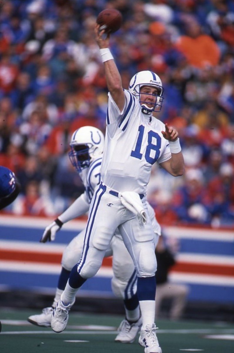 SnodgrassHolden's tweet image. Day 1105 of reminding the media that it’s ok to show Peyton Manning in a Colts uniform  @Colts @OmahaProd #NFL  #ForTheShoe             #Colts