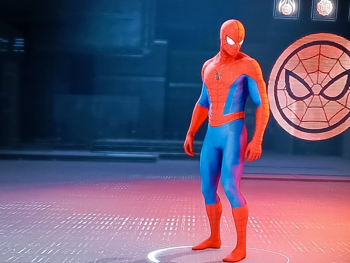 TarronBenDB's tweet image. Probé a Spider-Man en la sala HARM y se siente como si hubieran intentado imitar al de Insomniac pero fallaron terriblemente
#Avengers #SpiderMan