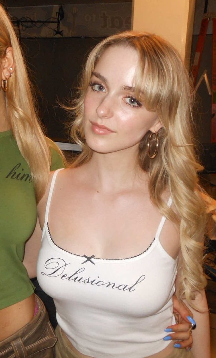 lissa tweet media