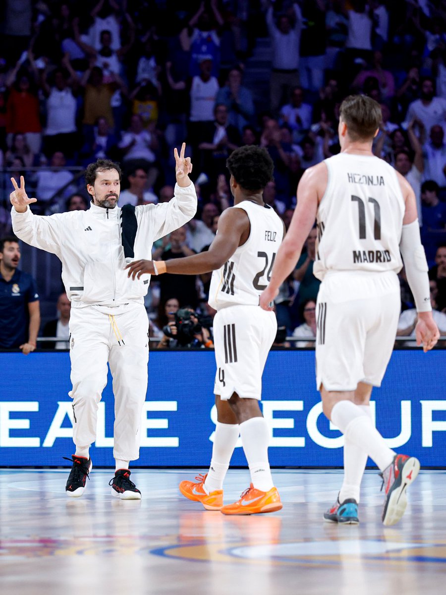 RMBaloncesto's tweet photo. ¡2⃣-0⃣ en la eliminatoria! https://t.co/YaHKBYAfTQ