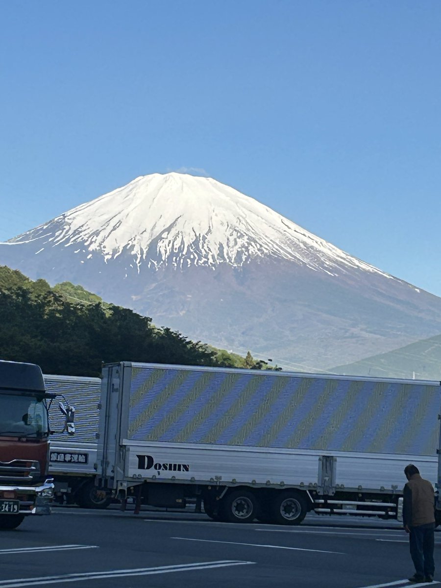biginer_sniper's tweet photo. 今朝のフジヤマ https://t.co/t6mrbNjGjv