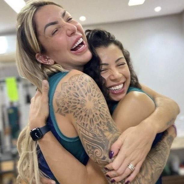 raquel🇨🇳 tweet media