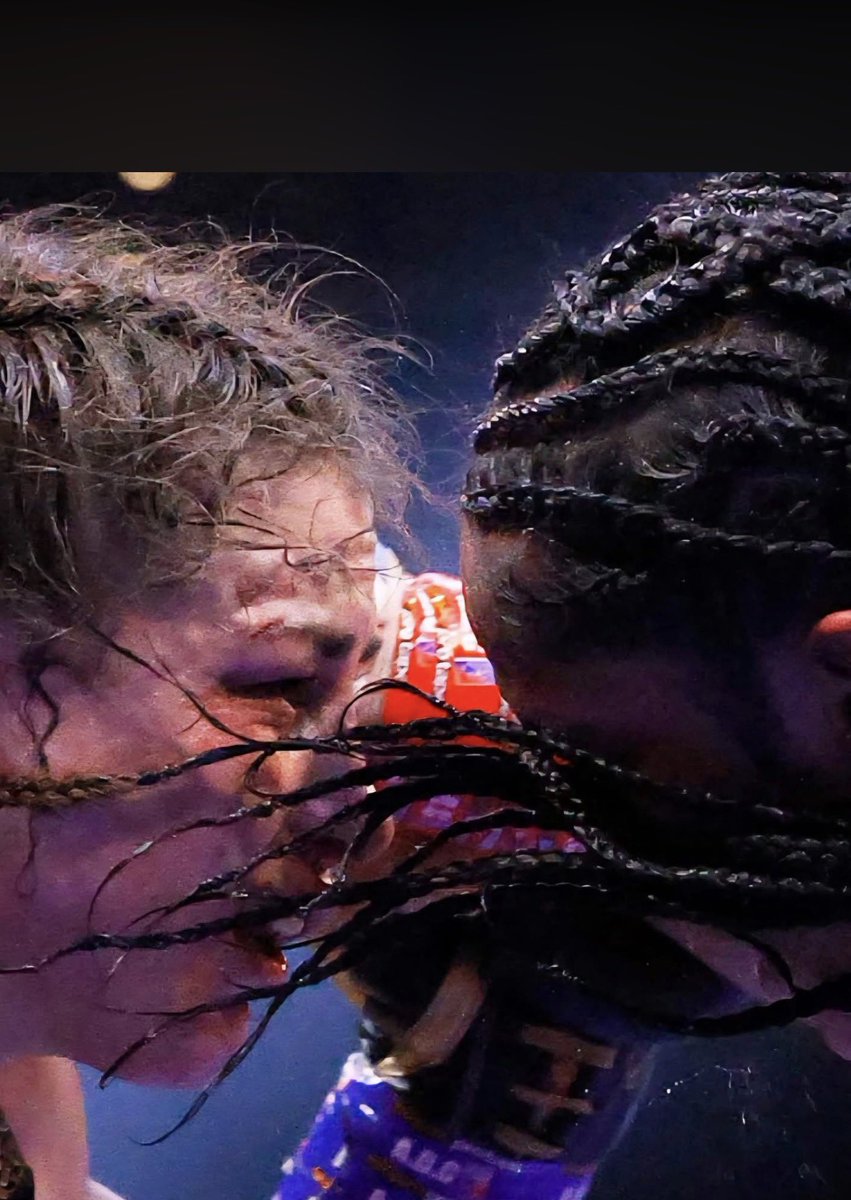 InTheRingWithC1's tweet image. Not sure who took this bad ass photo , would love to give credit . 
This night History was made . 
2022 #taylorserrano #MSG