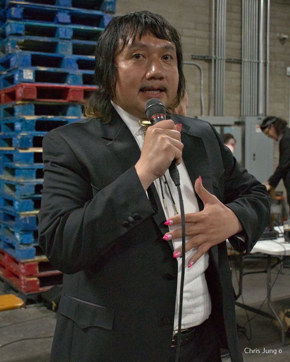 Rudo_Rampage's tweet image. Doug Ecks showing up and showing off those nails at the Worst Wrestling Show.
#wwwswwf #wrestling  @darksheikftf