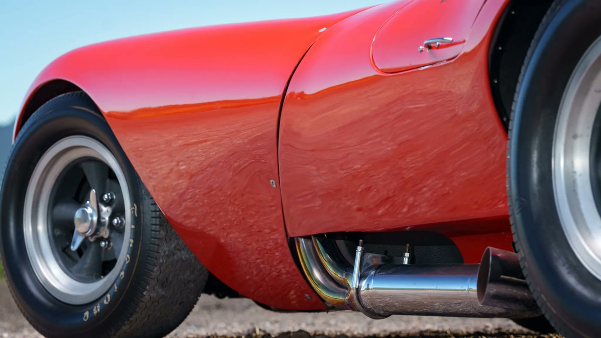 aut0mob's tweet image. Guess the car 🤔 ready for #caturday 🐾