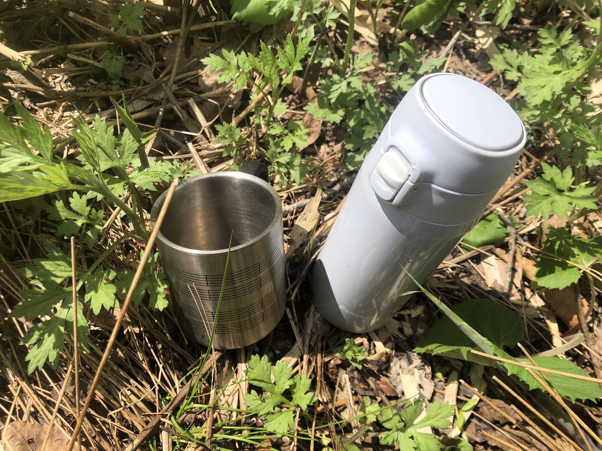 zisakukebari59's tweet image. 前回の釣りでPEが限界を迎えたので交換してちょい釣り🎣どこの川も昨日の雨で泥濁りだけど何とかなりそうな場所に入ってブラウンGET😄コンビニの淹れたてコーヒーを魔法瓶に入れて釣り場に持ち込み山の中でコーヒータイム☕️これなまら良いわ✨