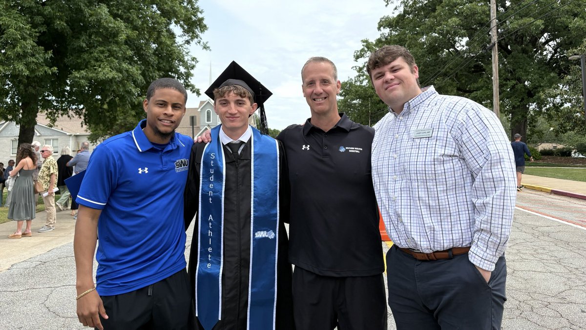 SwuHoops's tweet photo. Super PROUD of our Graduates!! https://t.co/bjIQ77WOR5