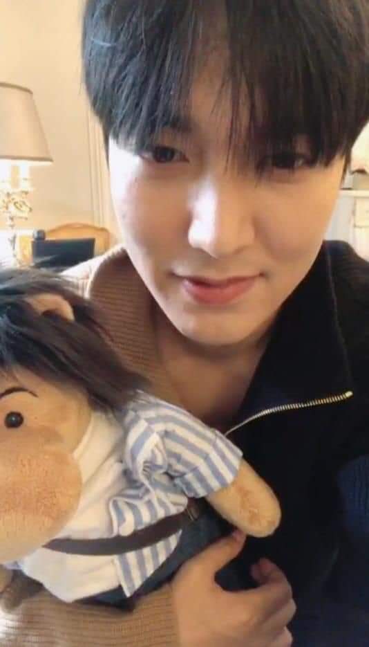 Latinoamérica unida por una sola causa.  Fans de toda la región nos organizamos para expresar nuestro interés en un fanmeeting de Lee Min Ho en LATAM.

Hoy demostramos unión, alcance y constancia.
La voz de Latinoamérica está presente.

#LeeMinHoEnLatinoamerica
