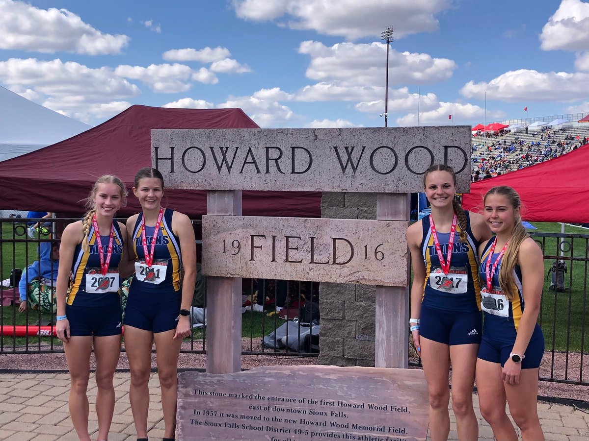 TAHS Track & Field/XC tweet media