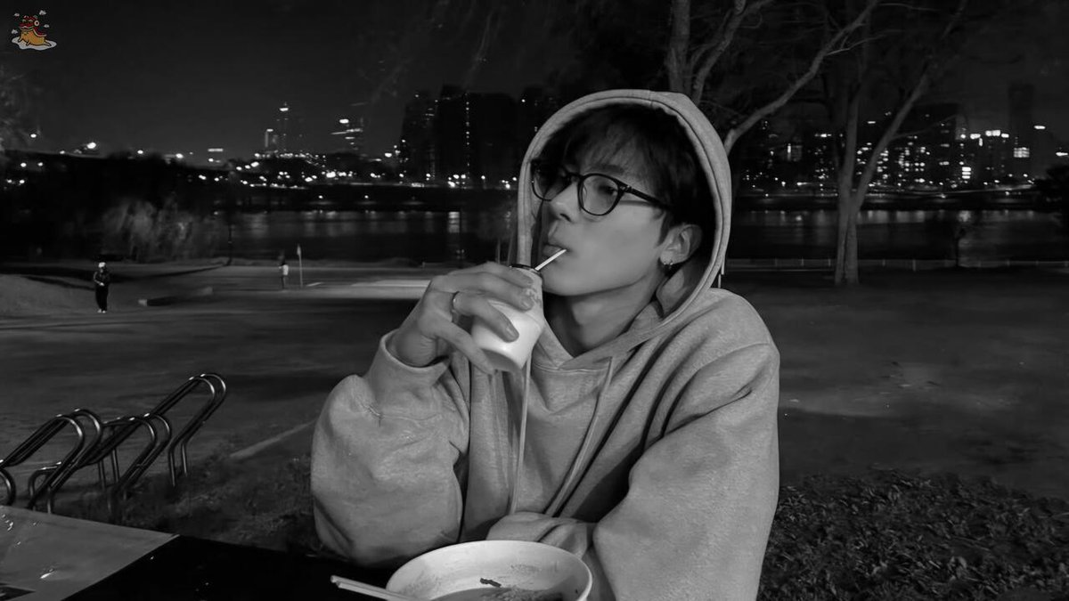 SOC-IE 💛 ˚☽˚.⋆ tweet media