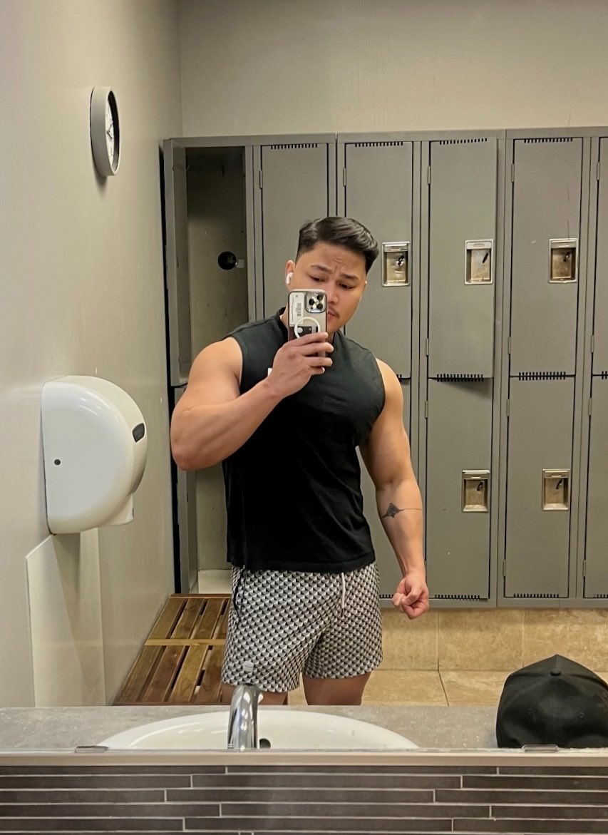 _liempork's tweet photo. 💪 https://t.co/qXPiROkSzg