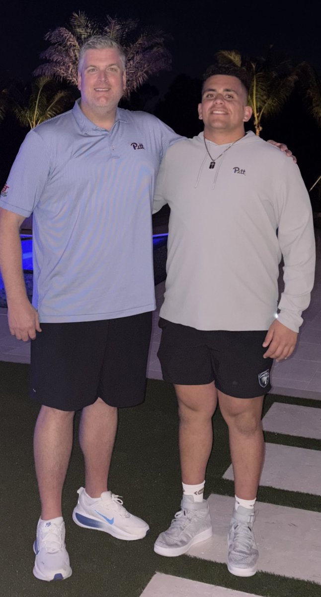 ColinUrrea's tweet photo. Thank you @CoachDarveau for coming to school today and spending a great night having dinner with the family!  Can’t wait to be a Pitt Panther and part of @Pitt_FB!  

#H2P 💙💛  #ProudPittMan

@CoachDuzzPittFB 
@JonahDubinski https://t.co/t6nDvlBUMb