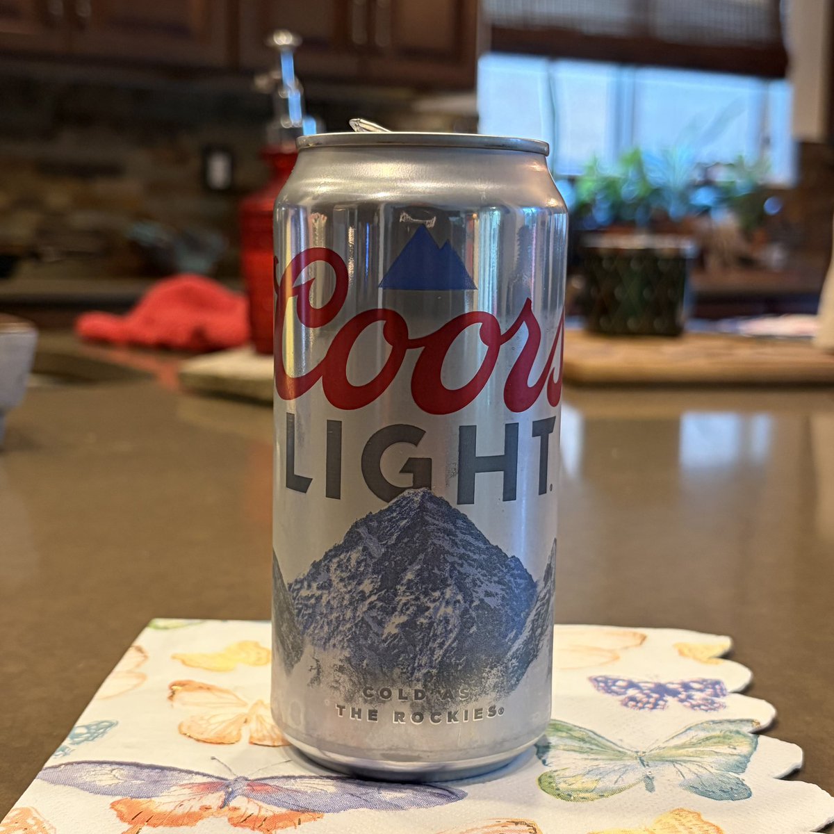 PeterKunka's tweet photo. @tubingtyler1 After dealing with a water heater pipe leak it’s time for one or three of these! https://t.co/yowgZkig0W