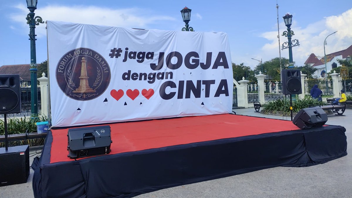 Nol Km Yogyakarta tweet media