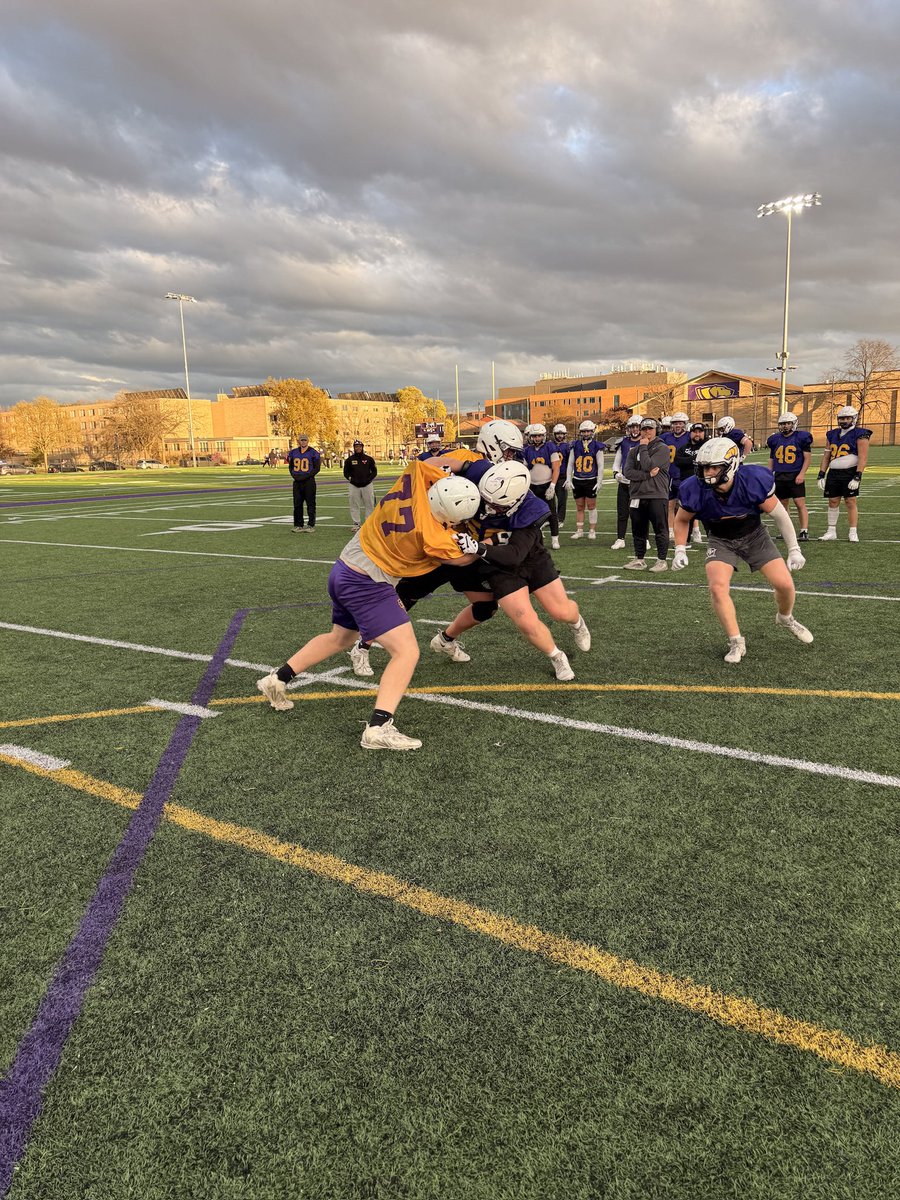 UWSP Football tweet media