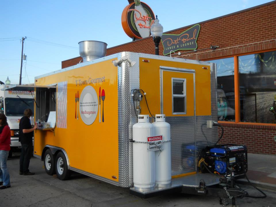 okiefoodtrucks's tweet image. @ttowngourmet is set up on Cameron Street (near Guthrie Green) in Tulsa (36°09'34.5"N 95°59'36.1"W) until midnight. Look for the yellow trailer!

#OkieFoodTrucks #TulsaFoodTruck #Tulsa