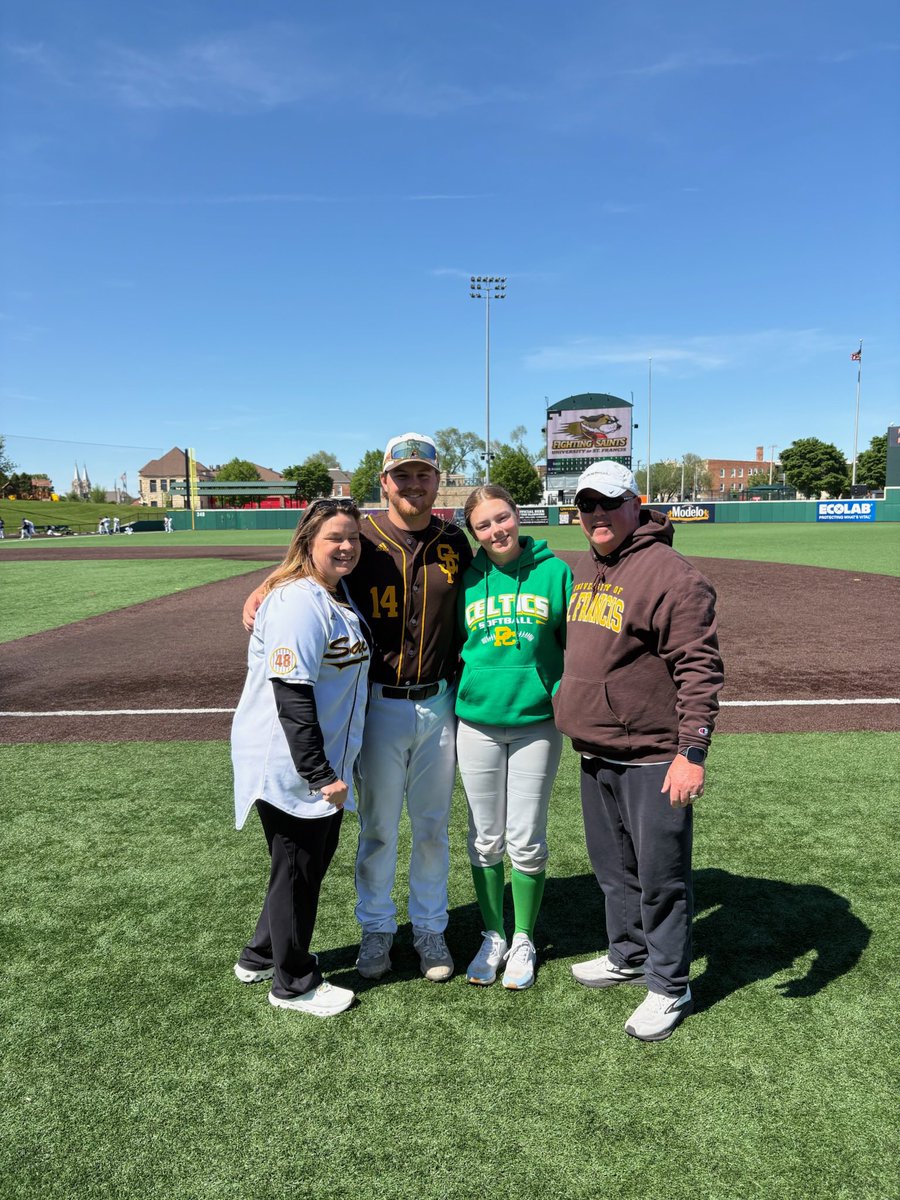 ReaganSingler22's tweet photo. Proud Moment Alert! 🚨 
My big brother Brant finished his college baseball career today. It was so fun to watch his journey. He gave everything to his team and is someone I strive to emulate. His entire college career he NEVER made an error ! Love you B💚 
@Celts_Softball 
@Finesse16u_BRW 
@PCHS_Celtics 
@CelticBASE 
@mkobern 
@ScoutSoftball 
@sydraseville 
@raj_manjrekar 
@tagupSoftball 
@SBRRetweets @PrepSoftball  @TopPreps @SoftbalAmerica @ExtraInningSB @gobigrecruiting
@SoftballRecruit 
@USASoftball