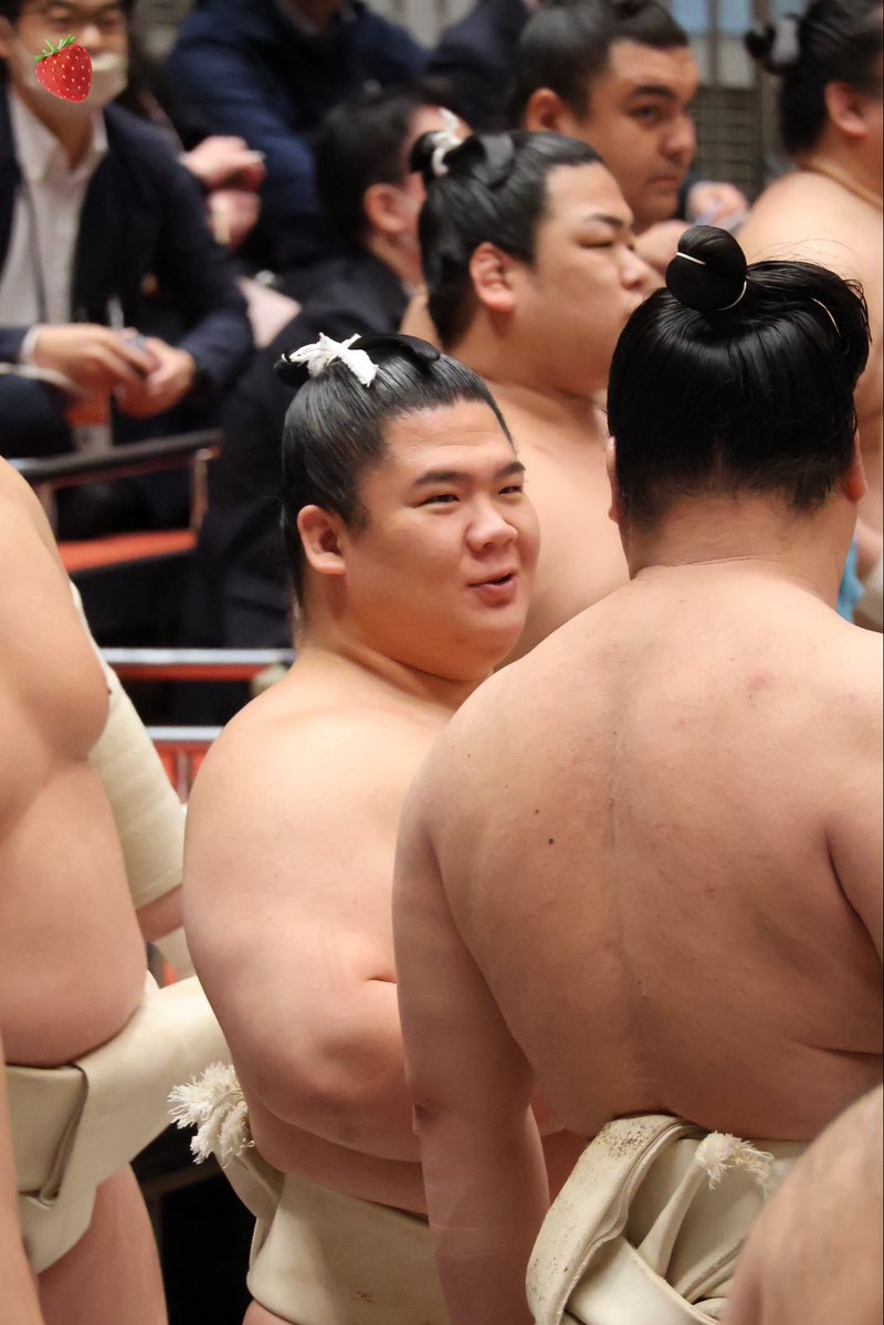 🍓 tweet media