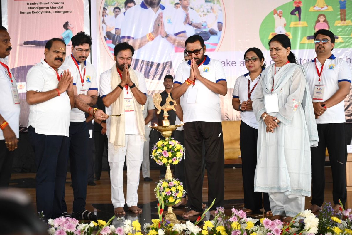 Morarji Desai National Institute of Yoga (MDNIY) tweet media
