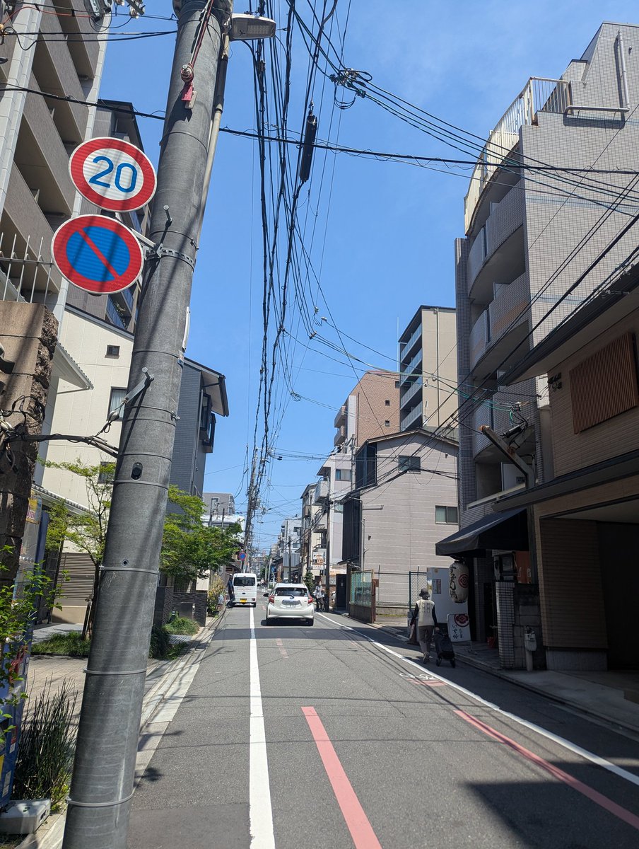 TOKIARI 時在服飾設計 tweet media