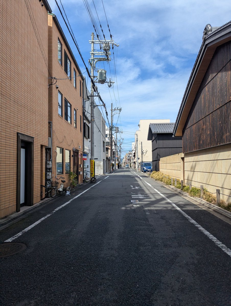 TOKIARI 時在服飾設計 tweet media