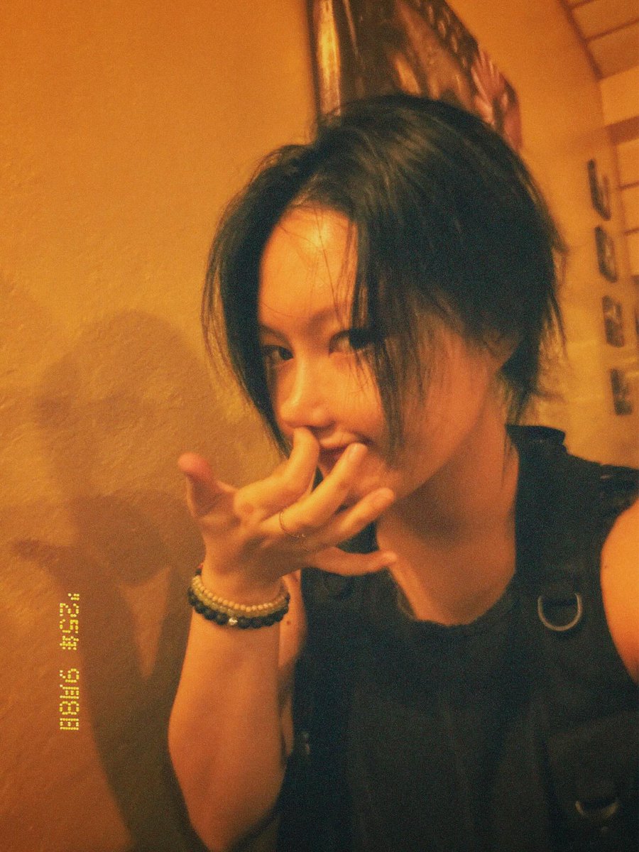 daily ★ me2her tweet media
