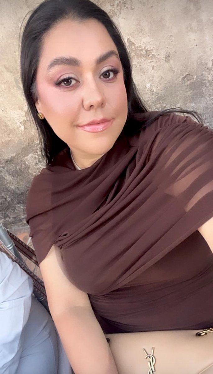 Andreiinnaml's tweet photo. @cm0979 Toda  hermosa 🤍🤎 https://t.co/tTEKmT34fM
