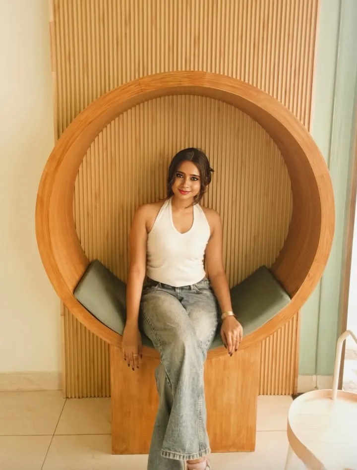 manisha_mithra's tweet image. Hi, good morning  everyone! 🥰

What’s up? Any plans for the weekend? #weekend #weekendoutfits #weekendvibes #girlsposes #girlsweekend #girlsouting #girlsoutfits #girlsstyles #girlshairstyles #duskybeauty #tamilponnu #nammaveetuponnu #thalaivarnirandharam #Jailer2