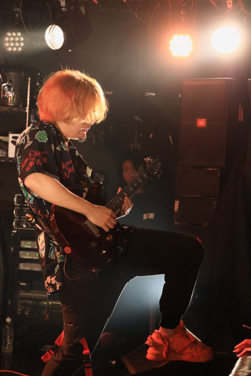 2ndmizunasu's tweet photo. VAR'MILION さん。
『ONE STEP CLOSER vol.3』
心斎橋VARON
2026.04.28
#VARMILION
#ヴァーミリオン https://t.co/C30oJoOrGe