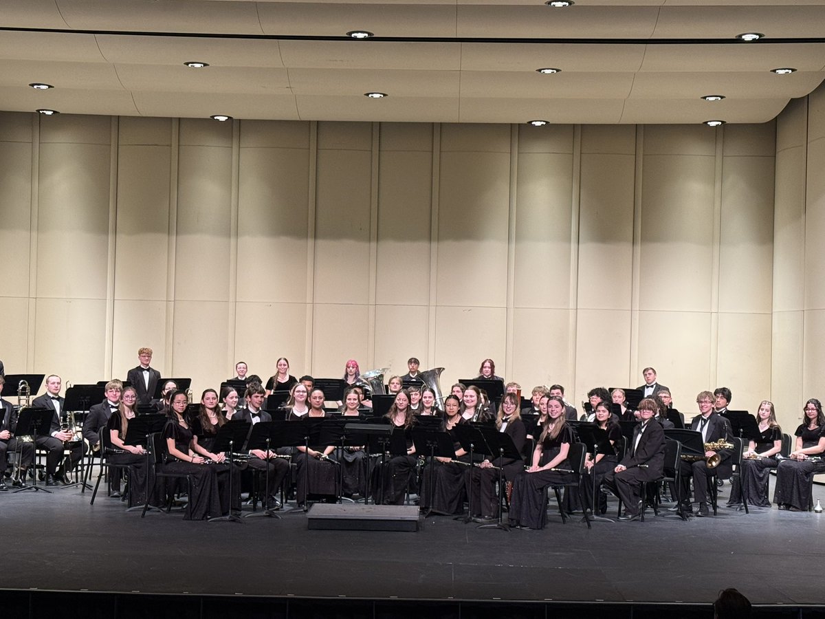 North Ridgeville Bands tweet media