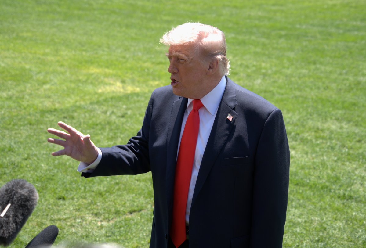 ChinaDaily's tweet image. The administration of #DonaldTrump is facing intensified scrutiny after asserting that #US hostilities with #Iran have "terminated", a position that has raised legal and political questions in Washington over presidential war powers and congressional oversight.