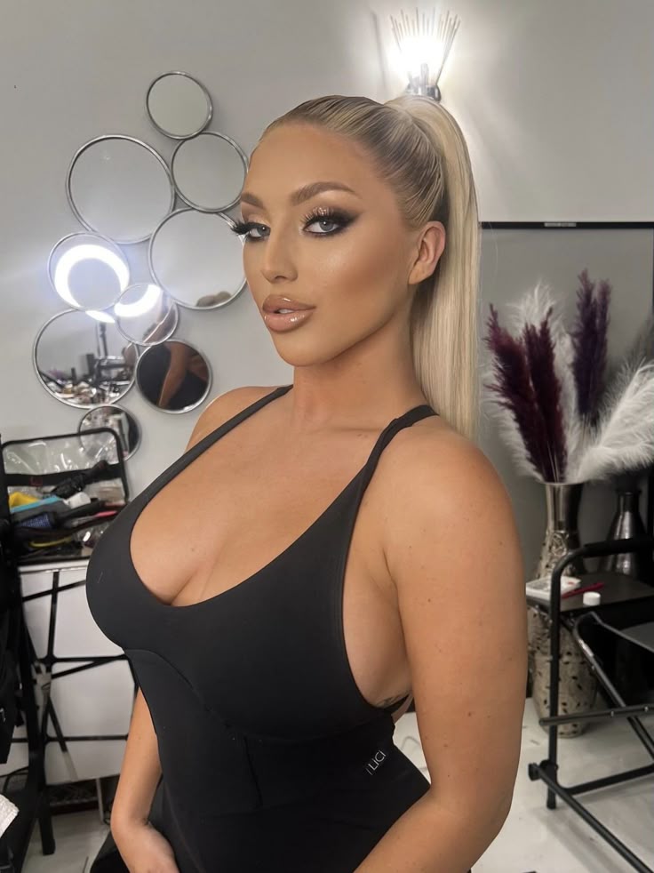 BipinYadav74's tweet photo. Name: Kayler Gunner
Date of Birth: 9 January 1997
Age: 29 years
Height: 5'5" (165 cm)
Weight: 55 kg (approx.)
Body Measurements: 34-26-36
Eye Color: Blue
Hair Color: Blonde
Birthplace: United States 🇺🇸
Nationality: American 🇺🇸
Profession: Actress, Model, Influencer
Net Worth: Estimated around $1M+
Current Residence: United States
Relationship Status: Not publicly confirmed.
