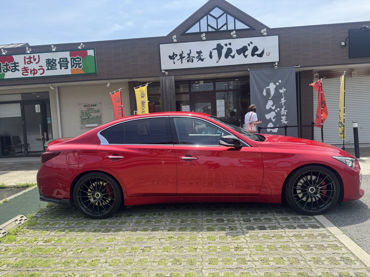 しおちん tweet media