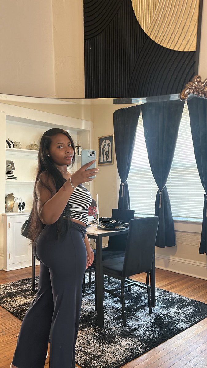Nylaaaaa tweet media