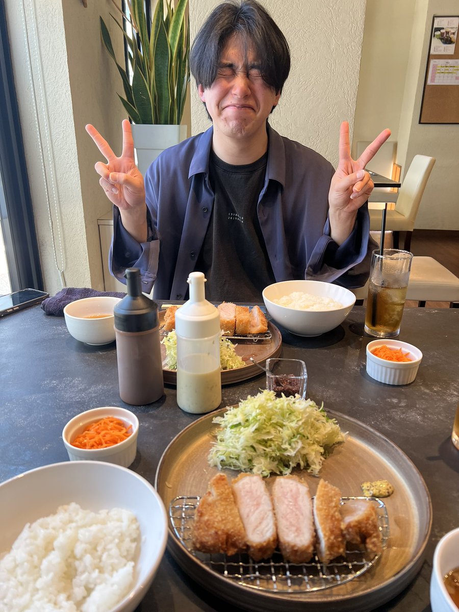 らて tweet media
