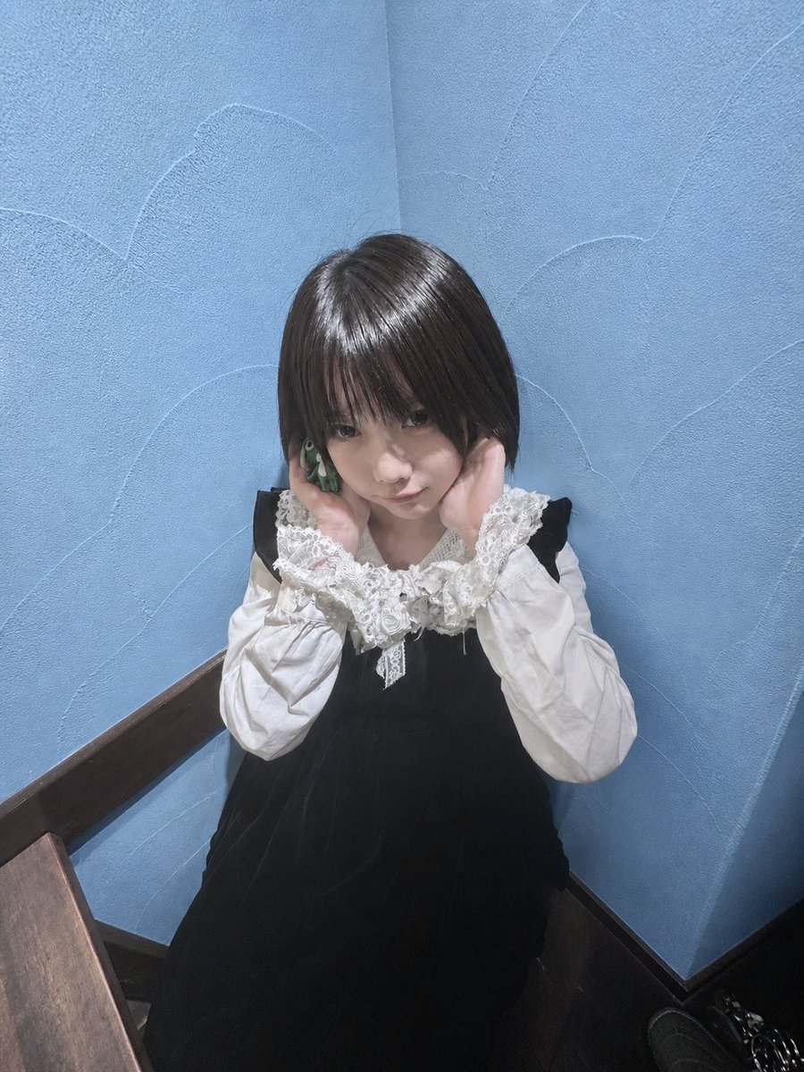 あの tweet media