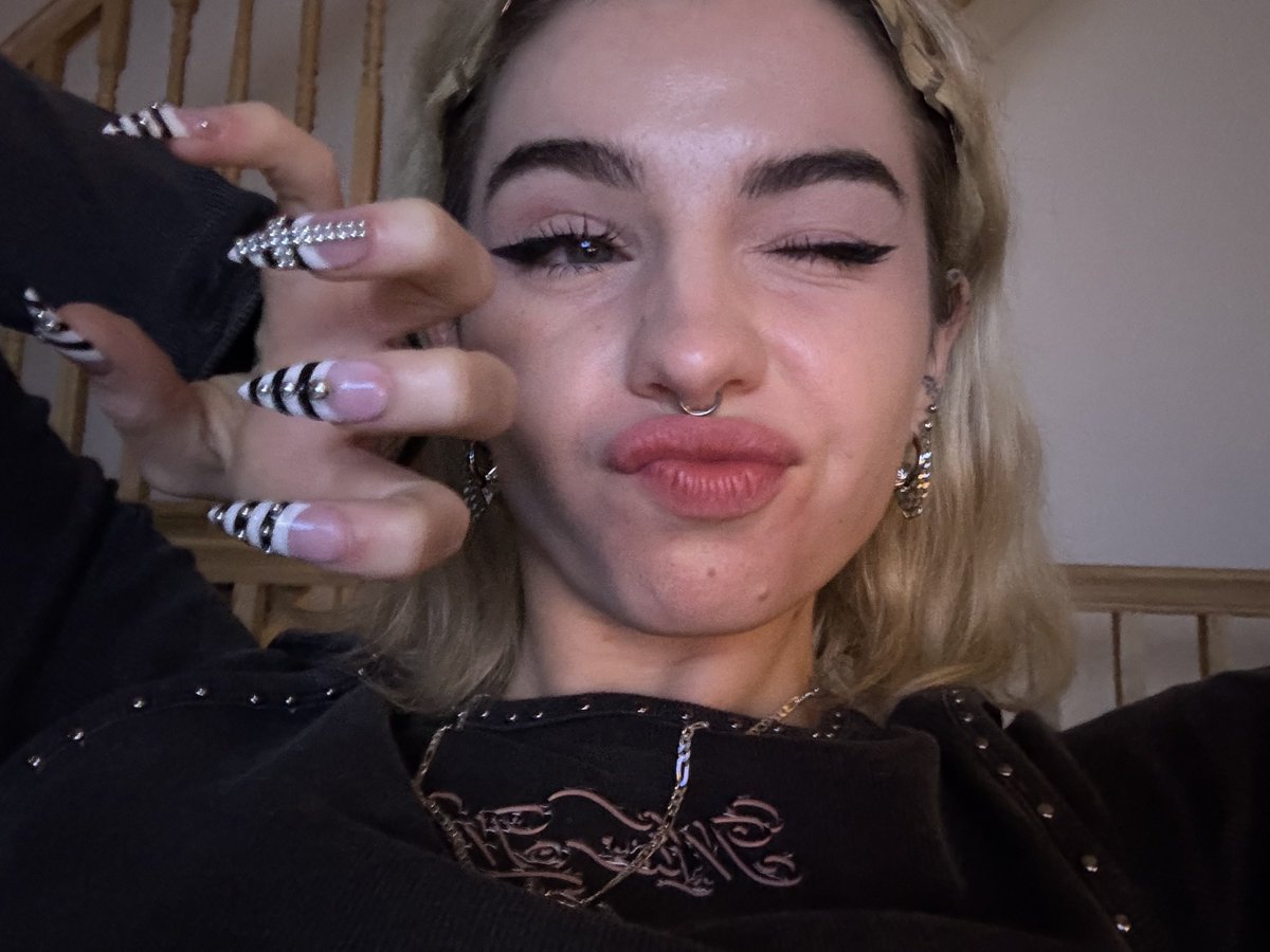 emily tweet media