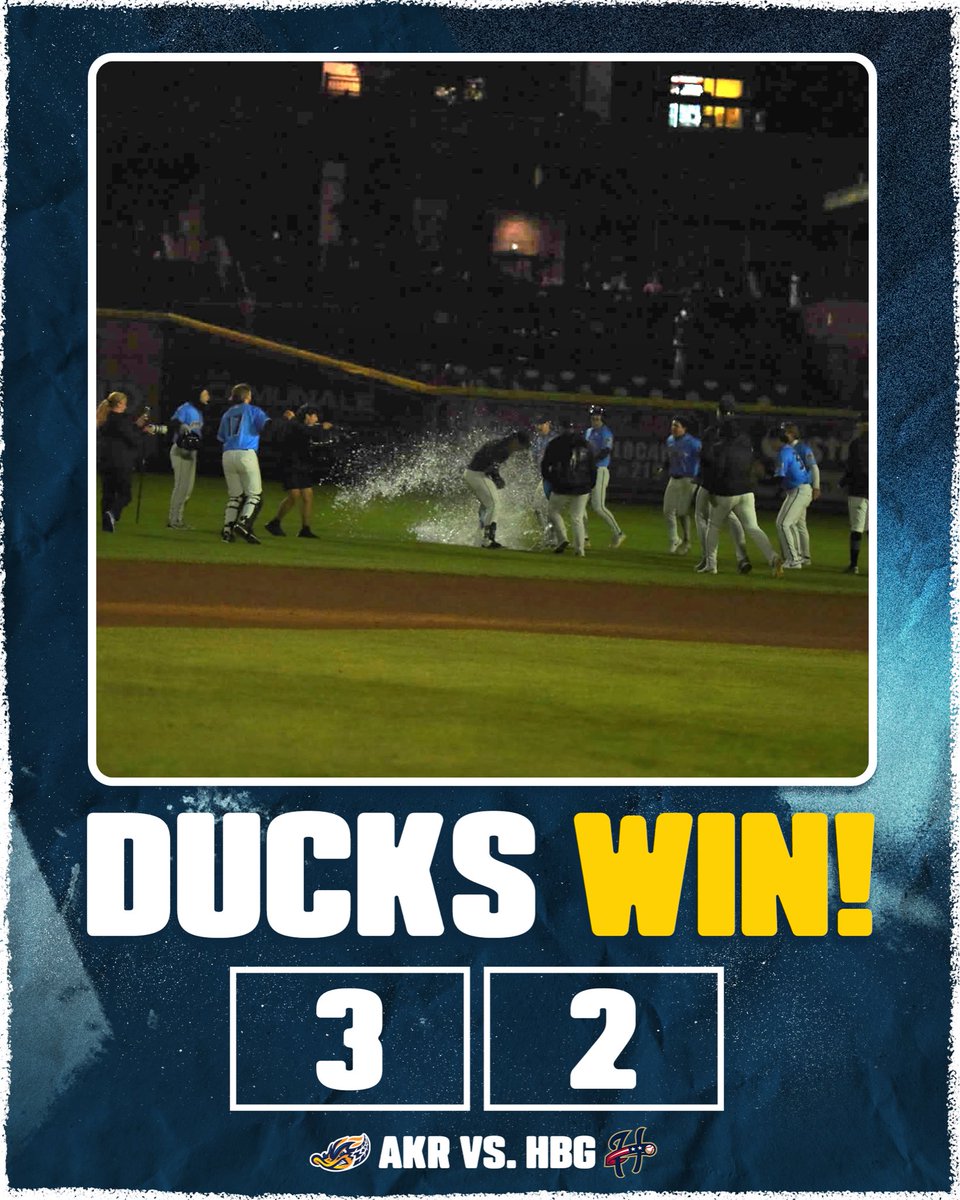 AkronRubberDuck's tweet photo. WALK-OFF FOR WRECK-IT-RALPHY
#WalkOff #DucksWin https://t.co/ss6IJ4vwwe