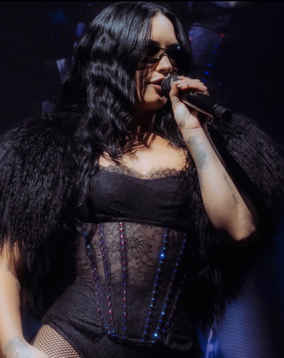 i need more pictures of this in this quality PRONTO