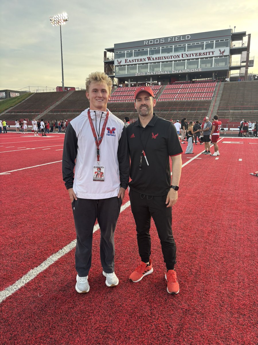 prestonpatt09's tweet photo. Thank you @EWUFootball and @Coach_CPadilla for the unofficial visit had a great time up in Spokane! https://t.co/J2yyThnM4g
