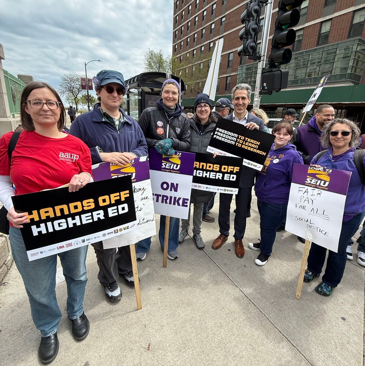 Higher Education Labor United (HELU) tweet media