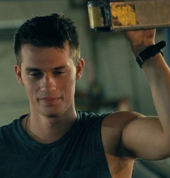 hotgirltayruss's tweet image. #yummy
