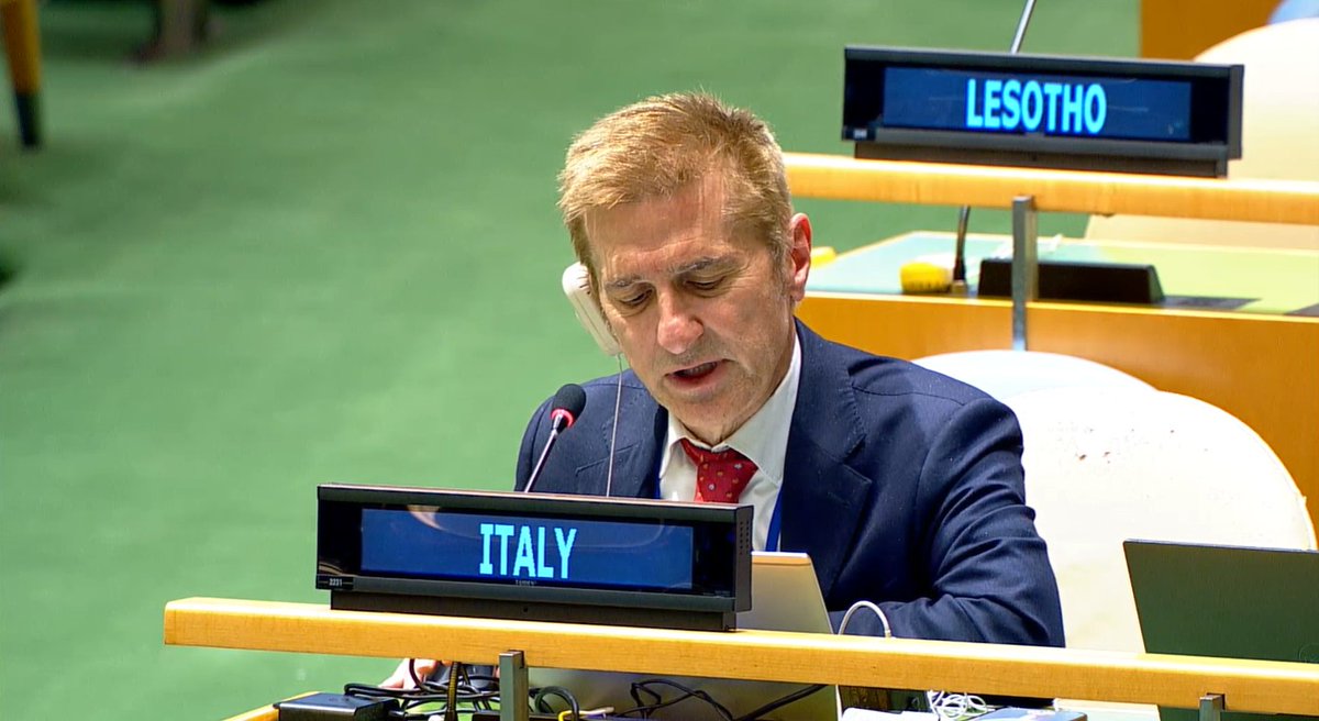 ItalyUN_NY's tweet image. Italy 🇮🇹 at work during @NPTRevCon 🇺🇳: we delivered our national statement during the Main #Committee. 
#Risk reduction and #transparency at the #core of our #engagement