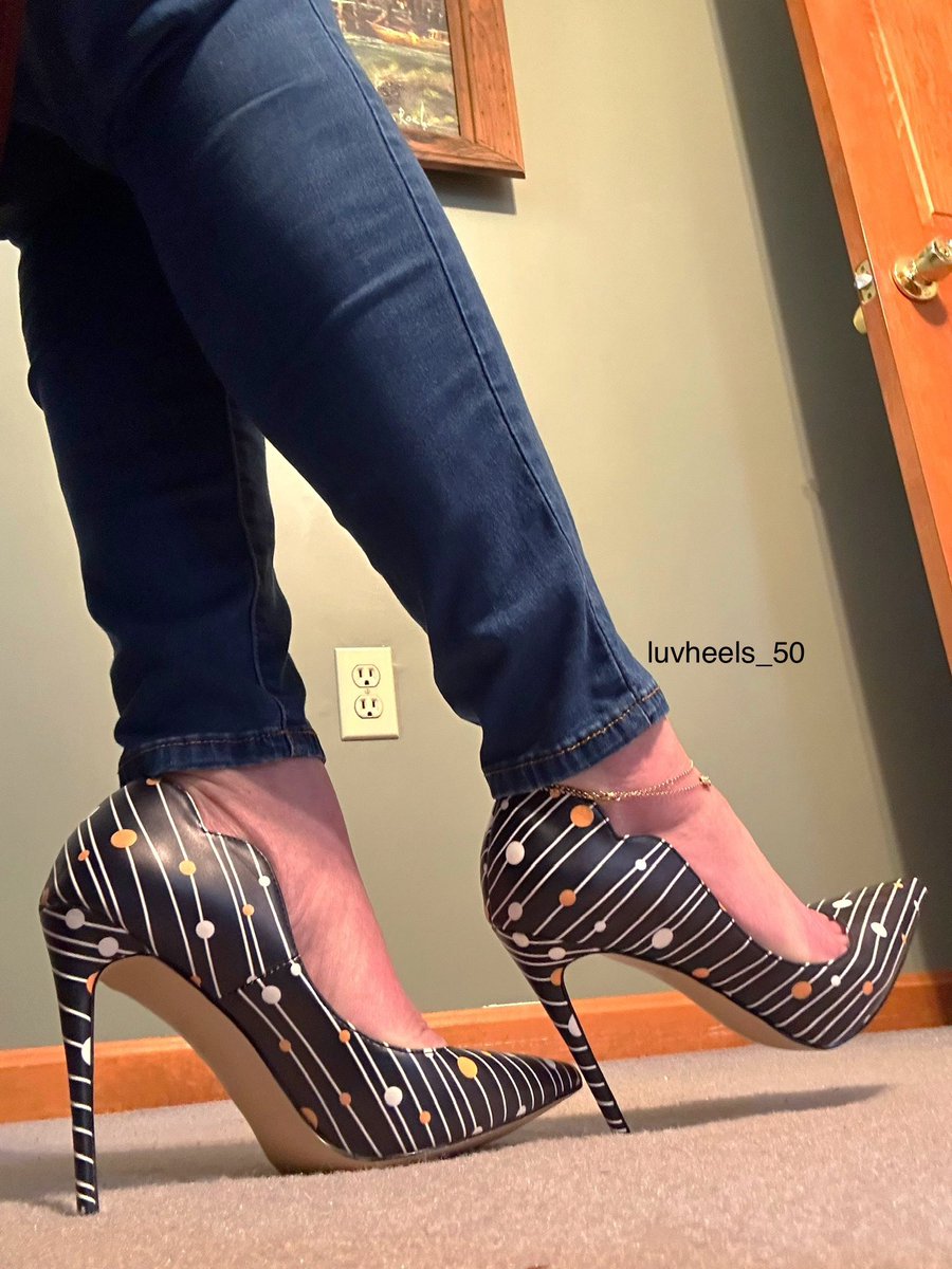 luv_heels tweet media