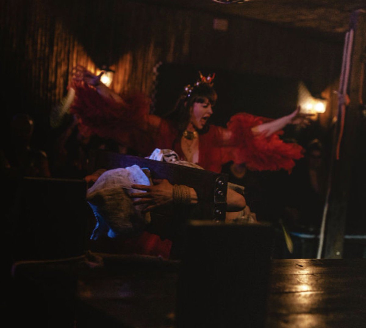 ViviennelAmourX's tweet photo. Our Ritus Carnalis party was superb! I hope you enjoyed the shows! 

@Wilder_Holes was a glorious co-performer, super brave and suitably chaste. 

Thank you to everyone for making it my favourite evening of 2026 so far.

Thank you to Paulina Czochra for the amazing photos. 

Roll on 20th June for the next one! 😛